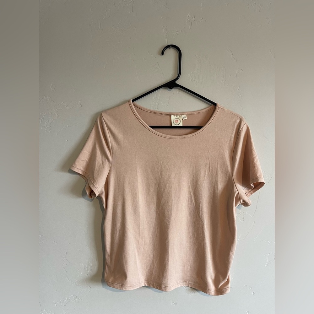 Live in The Moment Women's Beige Short Sleeve Top